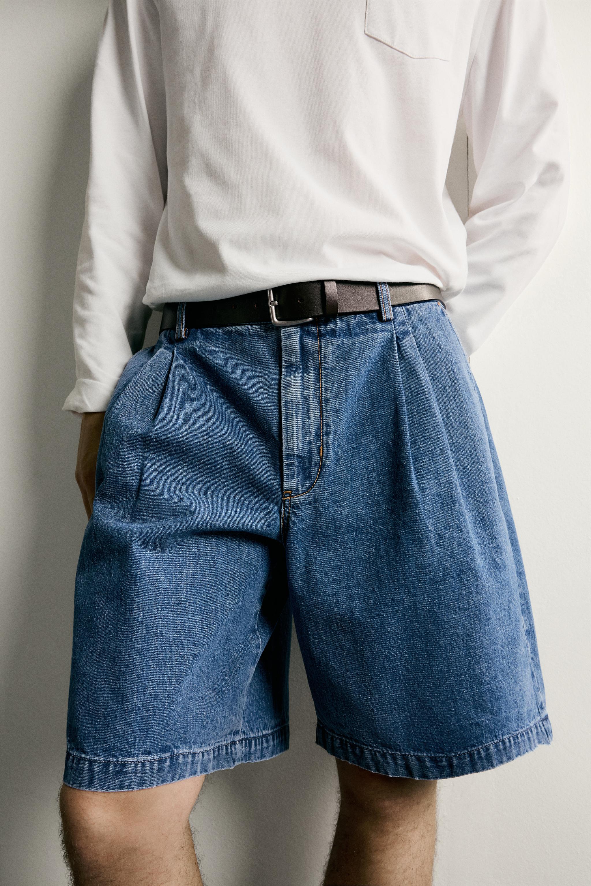PLEATED REGULAR FIT DENIM BERMUDA SHORTS
